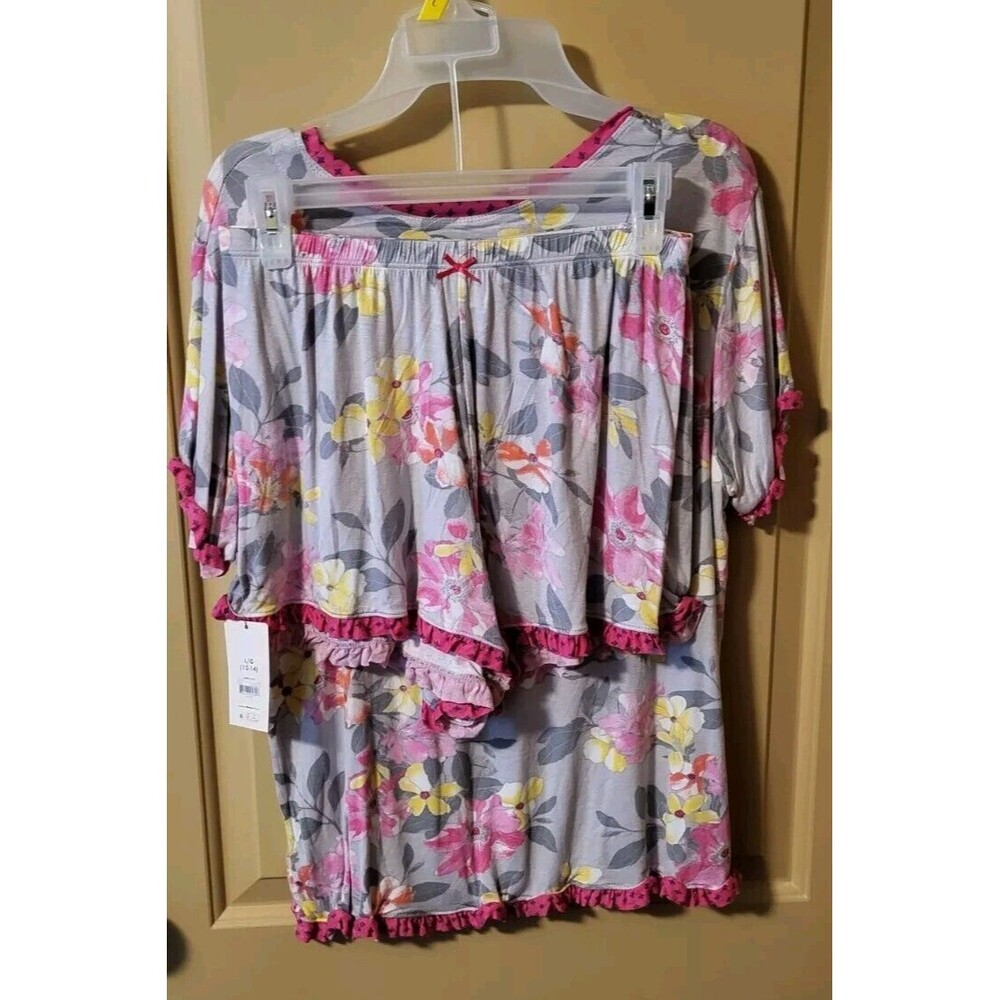 WOMANS SECRET TREASURE SUMMER PINK FLORAL SHORTY PJ SET SIZE LARGE (12-14) NWT - Picture 3 of 3